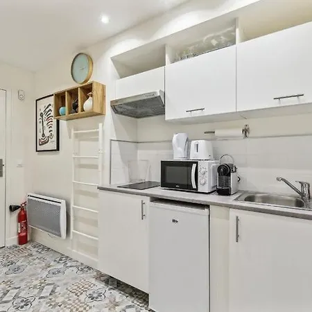 309 Sedaine - Superb In Apartment